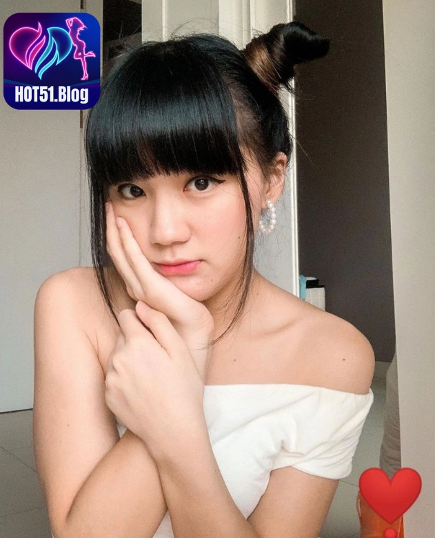 Cindy Gulla-HOT51 