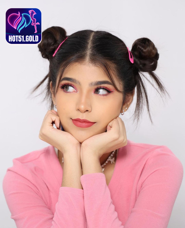 Jharna Bhagwani-Hot51