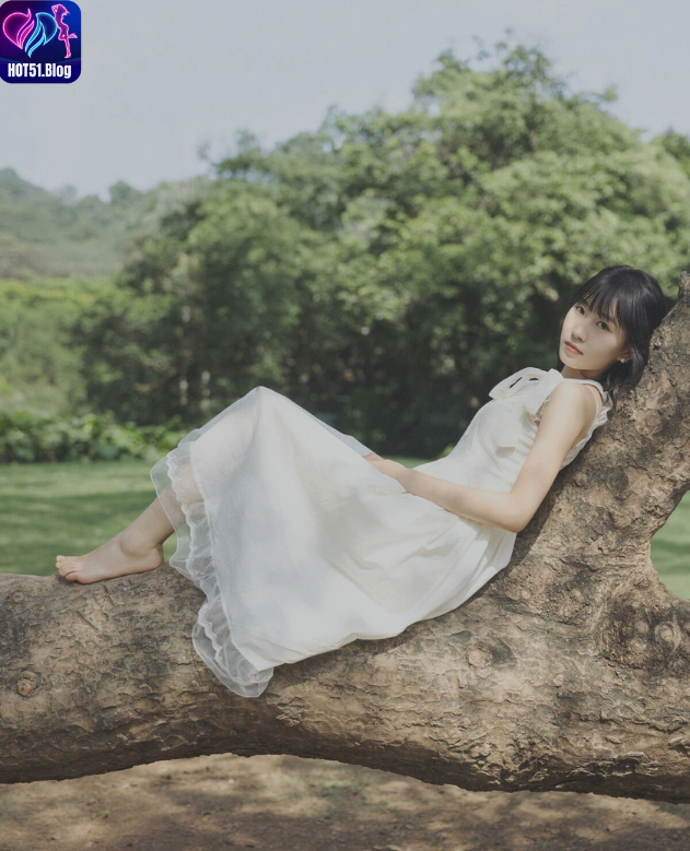 Yan Shi Yi -hot51.live
