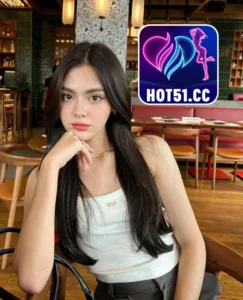 Read more about the article Zachariah Foster Cantik dan Menawan di APK Hot51