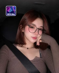Read more about the article Edward Jackson dan Pesona Gadis Cantik HOT51