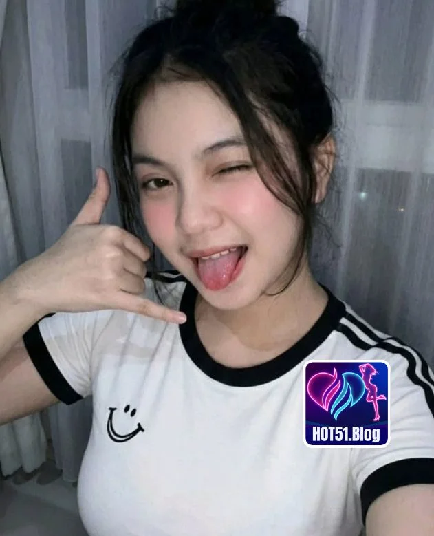 Dinda Sari-HOT51.Blog