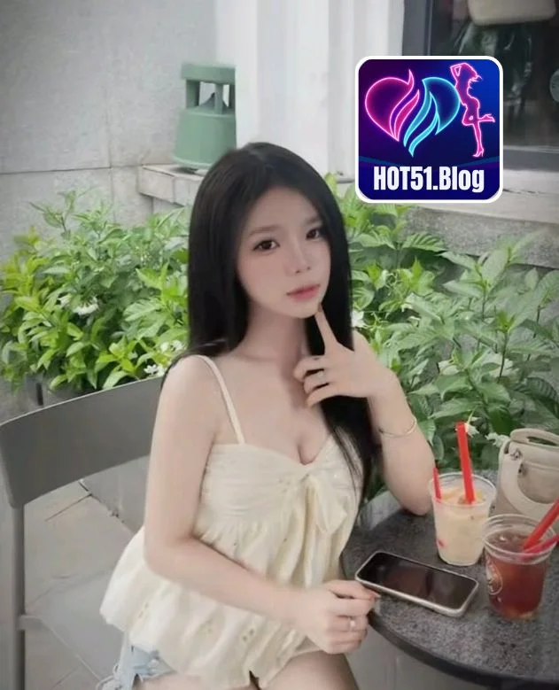 Ella-HOT51.Blog