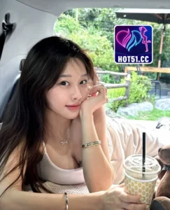 Read more about the article Aksi Memukau Gabriella Hot51 Live Streamer Cantik Paling Populer Hari Ini