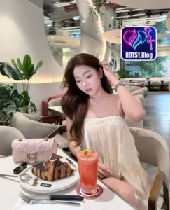 Read more about the article Hot51 APK 2026 Savannah Cantik dengan Pesona Live